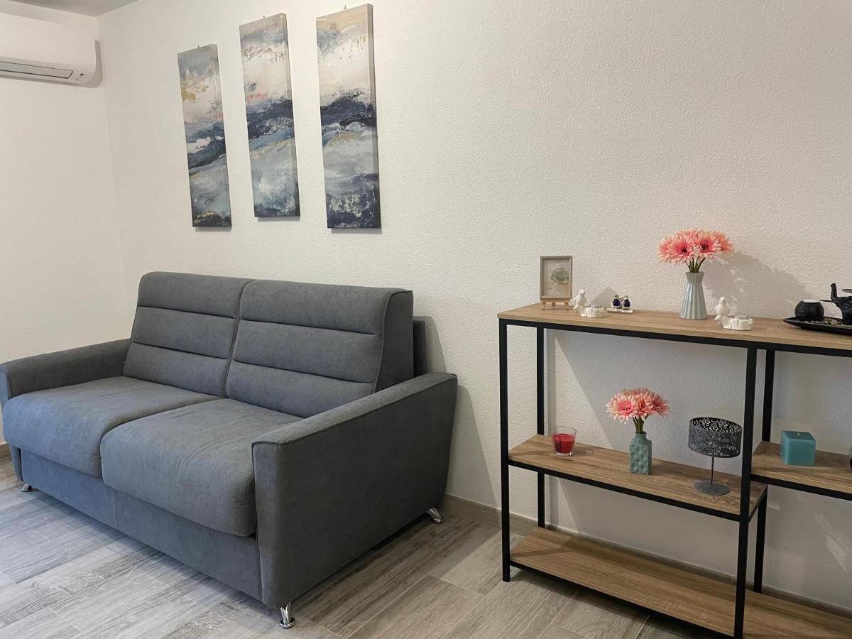 Appartement De Charme A 2 Min De La Plage Vallauris Εξωτερικό φωτογραφία